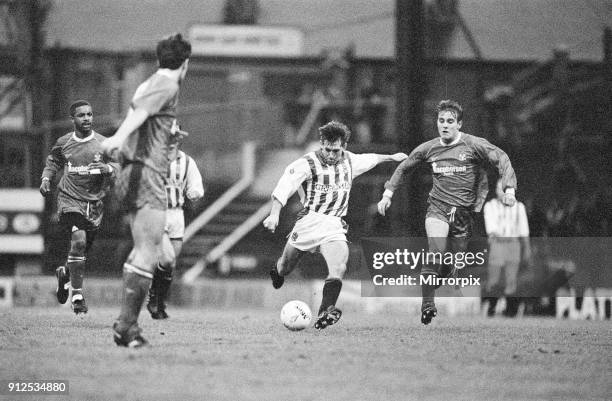 Huddersfield 2-1 Bury, Division 3 League match at Leeds Road, Saturday 22nd December 1990.