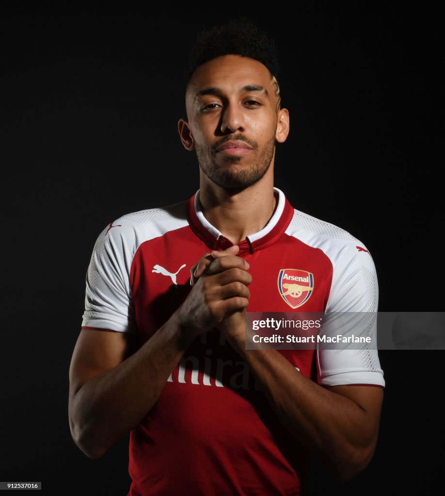 Arsenal Unveil New Signing Pierre-Emerick Aubameyang.