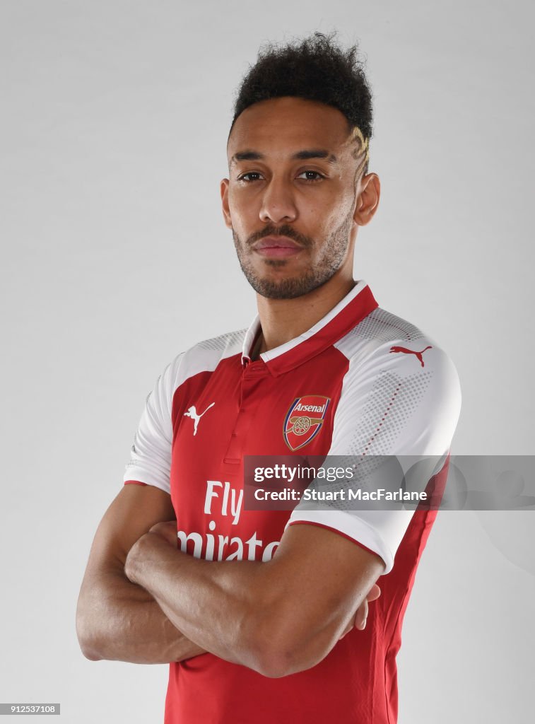 Arsenal Unveil New Signing Pierre-Emerick Aubameyang.