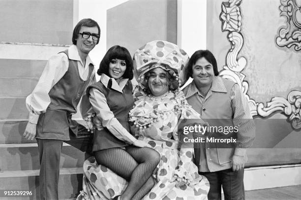 Jack and the Beanstalk, Pantomime, Photo-call, Grand Theatre, Wolverhampton, 18th December 1975. Comedy team Syd Little and Eddie Large. Susan...