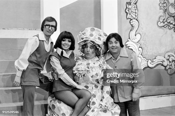 Jack and the Beanstalk, Pantomime, Photo-call, Grand Theatre, Wolverhampton, 18th December 1975. Comedy team Syd Little and Eddie Large. Susan...