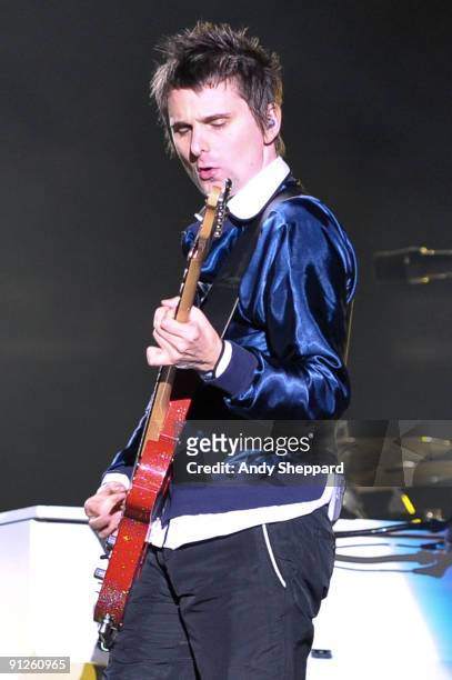 Matt Bellamy of Muse performs on stage at FedExField on September 29, 2009 in Landover, Maryland.