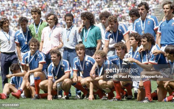 The France Squad pose with their bronze medals after the FIFA World Cup 3rd/4th place play-off at the Estadio Cuauhtemoc in Puebla, 28th June 1986....