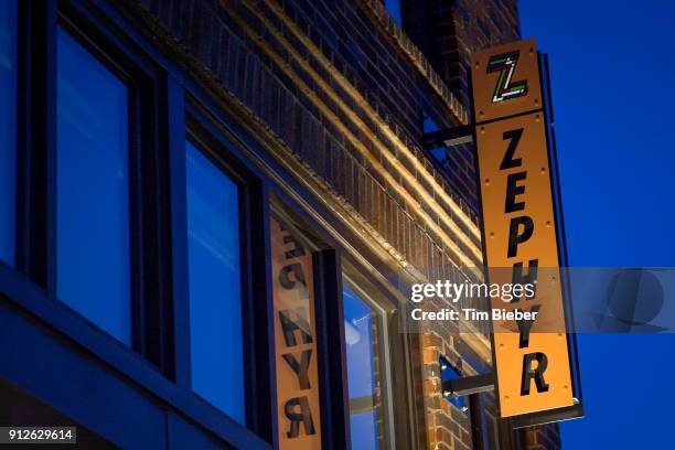 cafe restaurant sign lit at night - zephyros stock-fotos und bilder