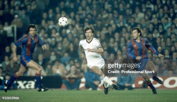 Bryan Robson of Manchester United in action during the European Cup Winners' Cup 3rd Round 1st Leg between Barcelona and Manchester United at Camp...