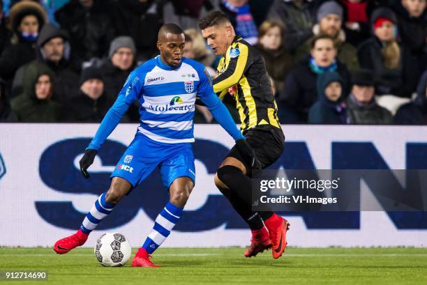 Ruben Ligeon of PEC Zwolle, Milot Rashica of Vitesse during the Dutch Eredivisie match between PEC Zwolle and Vitesse Arnhem at the MAC3Park stadium...