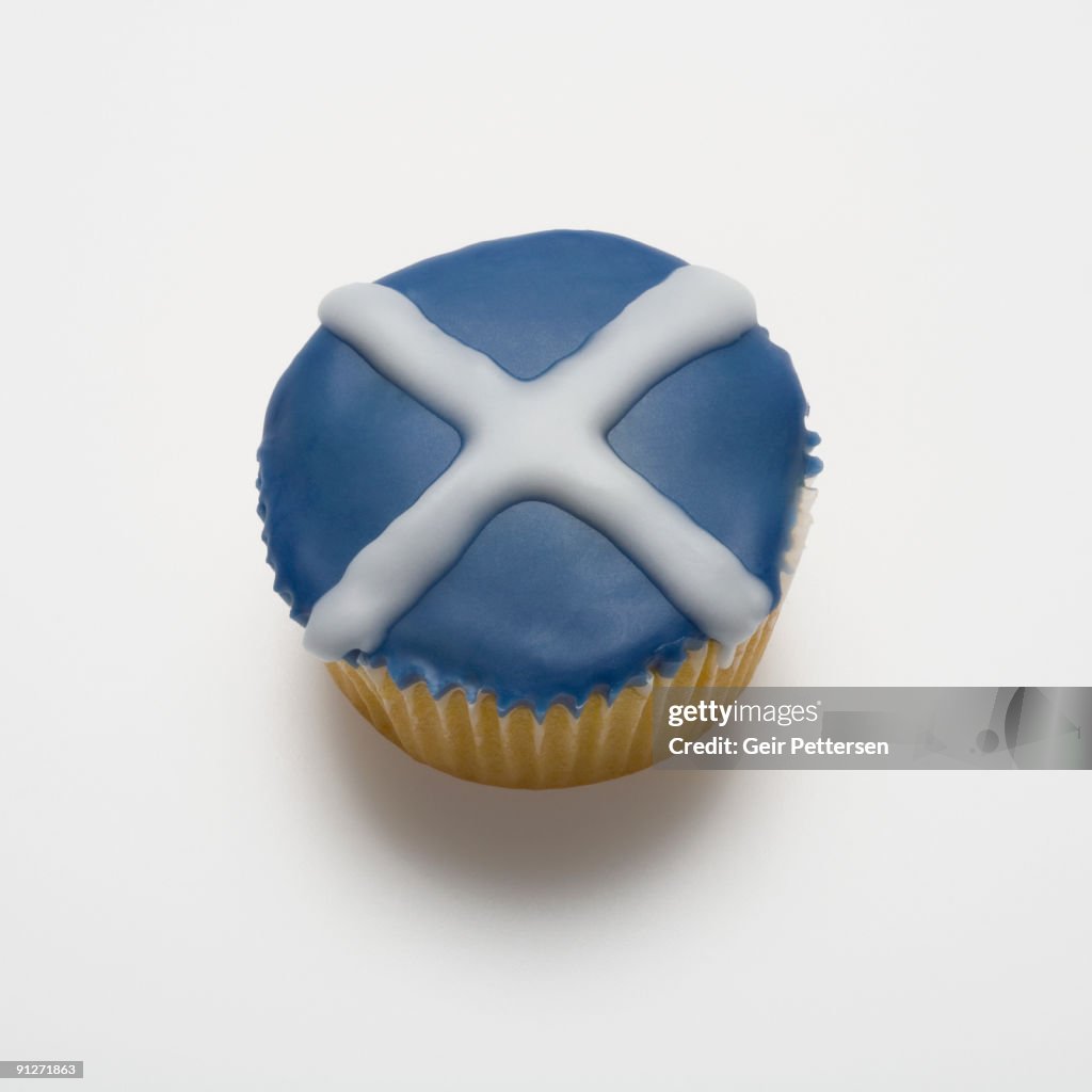 Cupcake decorated with the flag of Scotland