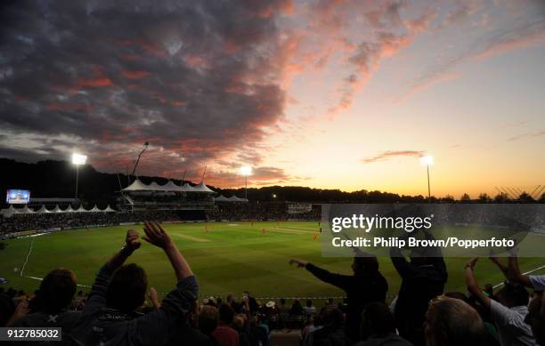 Spectators attempt a Mexican Wave during the 3rd NatWest Series One Day International between England and Australia at The Rose Bowl, Southampton,...