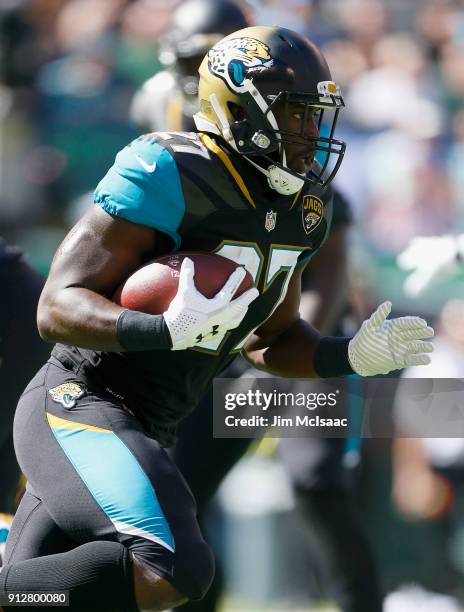 Leonard Fournette of the Jacksonville Jaguars in action against the New York Jets on October 1, 2017 at MetLife Stadium in East Rutherford, New...