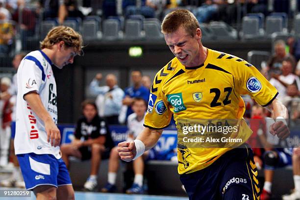 Gudjon Valur Sigurdsson of Rhein-Neckar Loewen celebrates a goal during the Bundesliga match between Rhein-Neckar Loewen and TV Grosswallstadt at the...