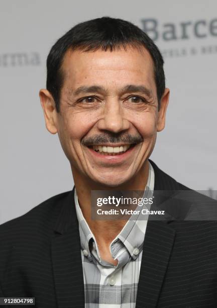 Eddie Santiago attends a press conference to promote the Primer Festival Latinoamericano De La Salsa at Barcelo hotel on January 31, 2018 in Mexico...