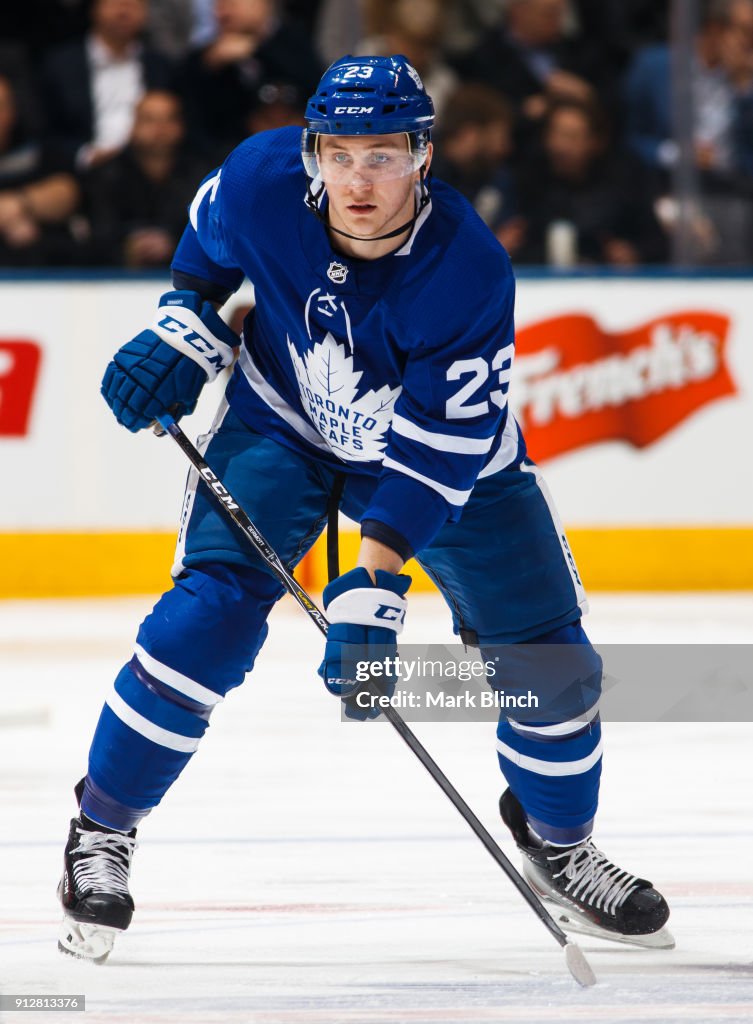 New York Islanders v Toronto Maple Leafs