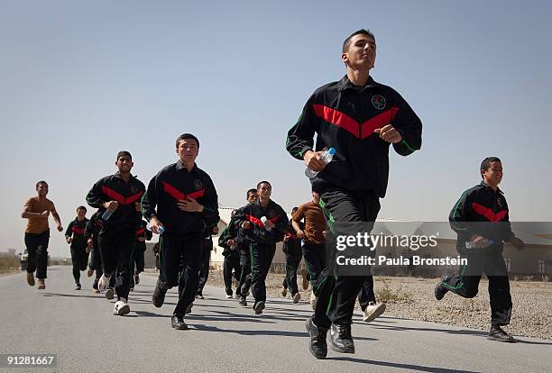 Timed Run Image Us Army Compound Photos and Premium High Res Pictures - Getty Images