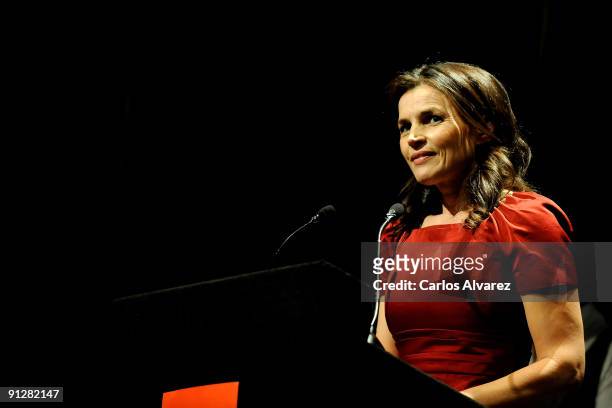 Actress Julia Ormond attends "Save the Children" ceremony awards at Círculo de Bellas Artes on September 30, 2009 in Madrid, Spain.