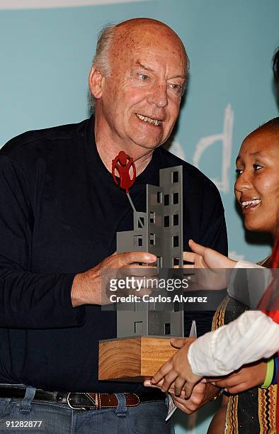 Writer Eduardo Galeano receives "Amigo de los Ninos" award during "Save the Children" ceremony awards at Círculo de Bellas Artes on September 30,...