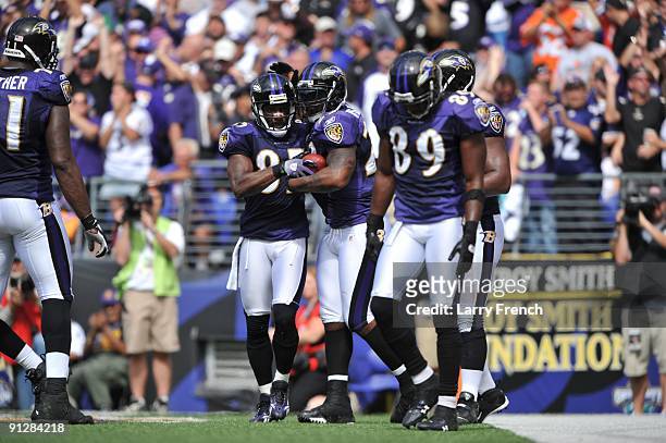 Willis McGahee of the Baltimore Ravens celebrates a touchdown against the Cleveland Browns at M&T Bank Stadium on September 27, 2009 in Baltimore,...