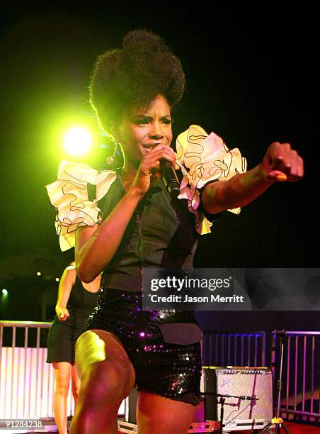 Musician Shingai Shoniwa of Noisettes perform during the 7th Annual Teen Vogue Young Hollywood Party held at Milk Studios on September 25, 2009 in...