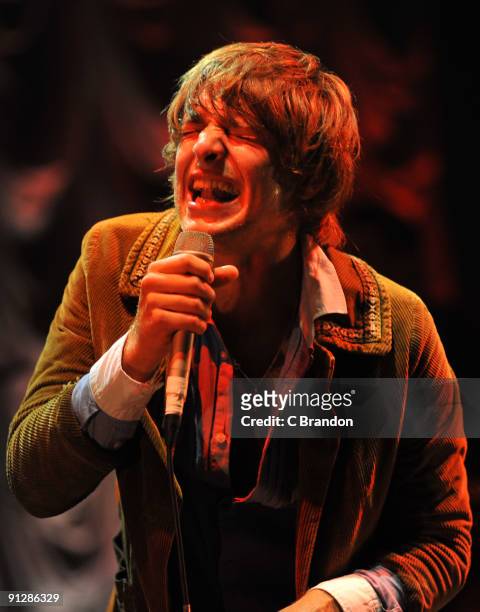 Paolo Nutini performs on stage at Hammersmith Apollo on September 30, 2009 in London, England.