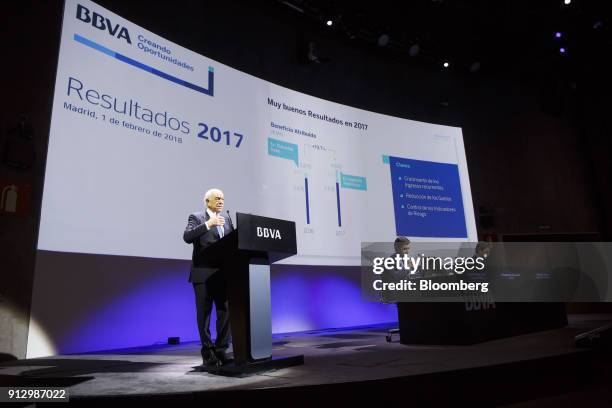 Francisco Gonzalez, chairman of Banco Bilbao Vizcaya Argentaria SA , speaks from a podium during a news conference to announce the bank's fourth...