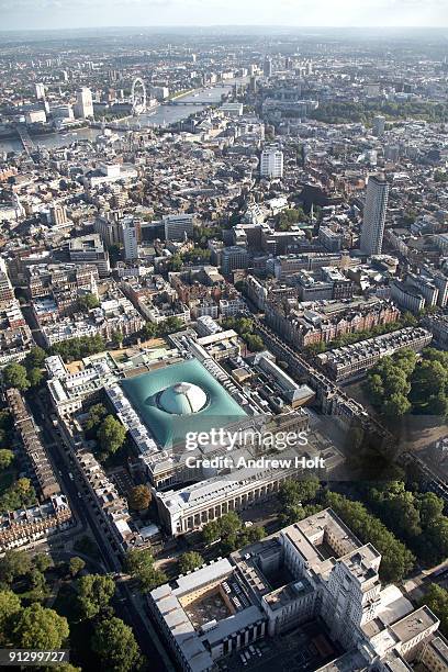 aerial the british museum and west end - west end london fotografías e imágenes de stock