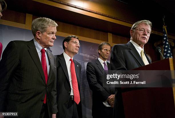 Sen. Christopher S. Bond, R-Mo., Sen. John Barrasso, R-Wyo., Sen. John Thune, R-S.D., and Senate Environment and Public Works ranking member James M....