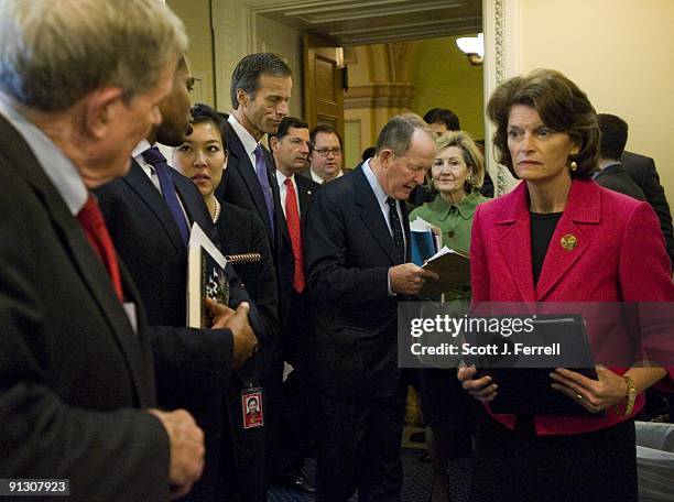 Sen. Christopher S. Bond, R-Mo., far left, Sen. John Thune, R-S.D., Sen. John Barrasso, R-Wyo., Sen. Lamar Alexander, R-Tenn., Sen. Kay Bailey...