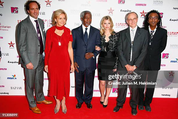 David Jones, Valerie Pecresse, Koffi Annan, Melanie Laurent, guest and Manu Katche attend "Beds Are Burning" song launch by Kofi Annan and Havas...