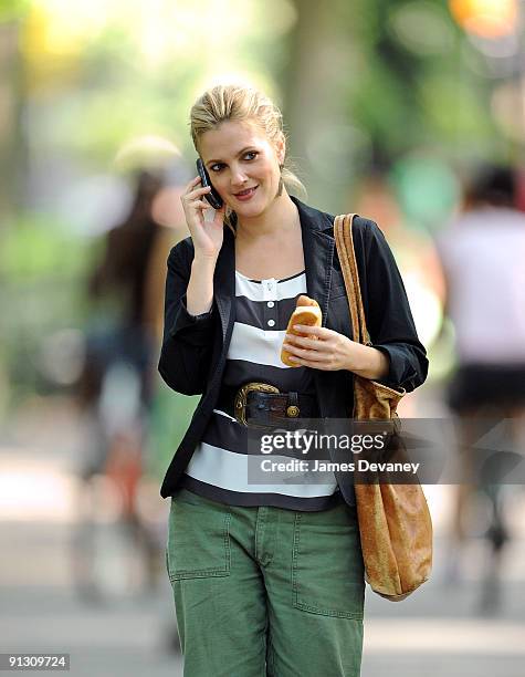Drew Barrymore seen on location for "Going the Distance" in Central Park on August 6, 2009 in New York City.