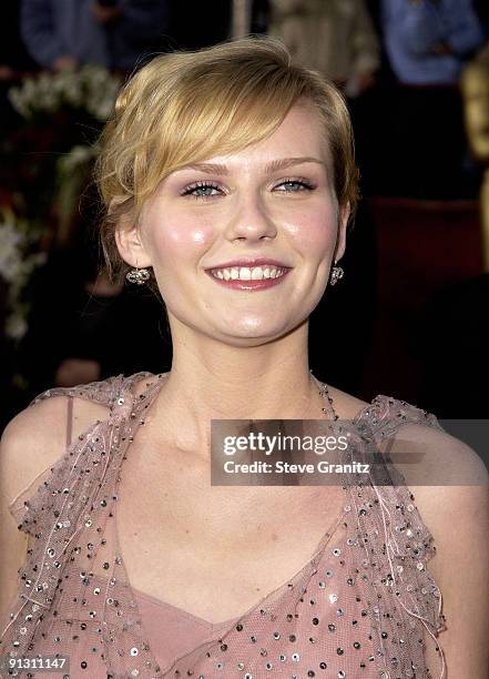 782 Kirsten Dunst 2002 Photos High Res Pictures Getty Images 782-kirsten-dunst-2002-photos-high-res-pictures-getty-images