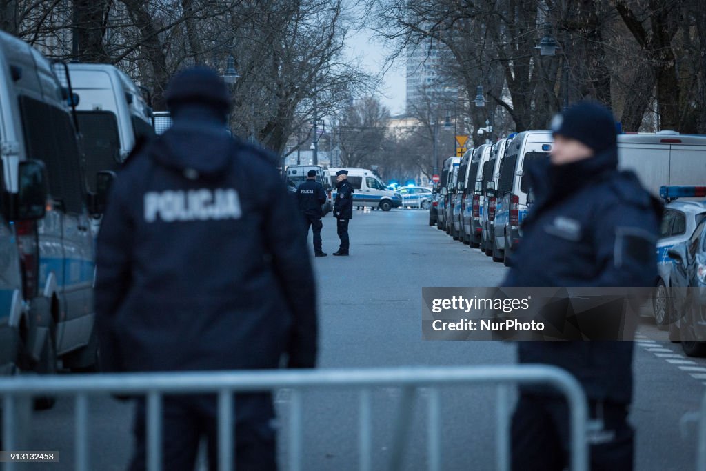 Israel Embassy in Warsaw surrounded by Police
