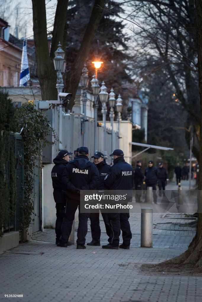 Israel Embassy in Warsaw surrounded by Police