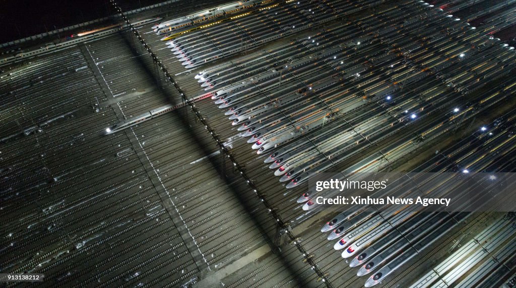 CHINA-WUHAN-HIGH-SPEED TRAIN-SPRING FESTIVAL-PREPARATION (CN)