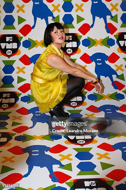 Singer From Css 129 Brazil Css Stock Photos, High-Res Pictures, and Images - Getty Images