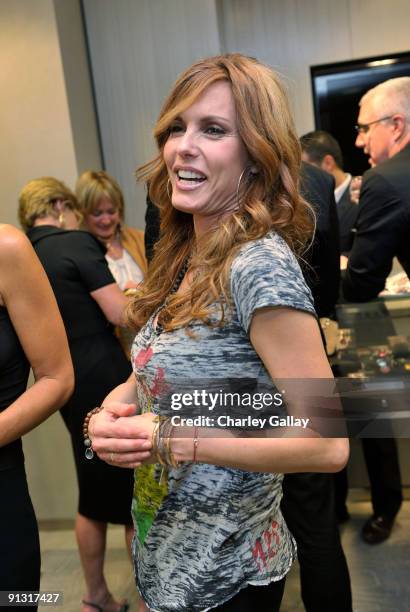 Actress Tracey E. Bregman attends a personal appearance by Faraone Mennella at Saks Fifth Avenue on October 1, 2009 in Los Angeles, California.