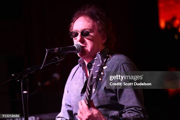 Rock and Roll Hall of Fame inductee Denny Laine, formerly of Moody Blues and Wings, gives a special full album performance of the 1973 record 'Band...