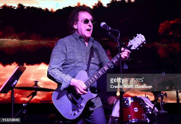 Rock and Roll Hall of Fame inductee Denny Laine, formerly of Moody Blues and Wings, gives a special full album performance of the 1973 record 'Band...