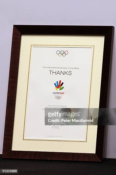 Diploma of thanks awarded to the city of Madrid by the IOC at a press conference after the Madrid 2016 presentation on October 2, 2009 at the Bella...