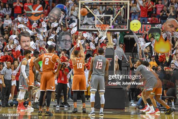 Eric Davis Jr. #10 of the Texas Longhorns shoots a free throw during the game against the Texas Tech Red Raiders on January 31, 2018 at United...