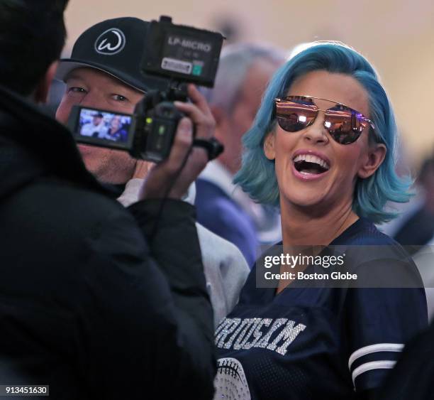 Boston actor Donnie Wahlberg, left, and his wife, actress Jenny McCarthy, give an interview at the Sirius Radio area in the Mall of America in...