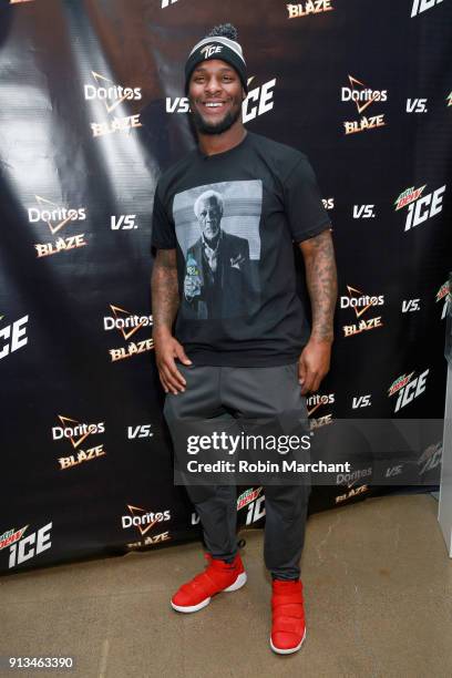 LeVeon Bell from the Pittsburgh Steelers makes an appearance at the Mtn Dew ICE pop-up at the Mall of America on February 2, 2018 in Bloomington,...