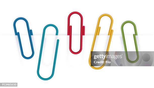 ilustraciones, imágenes clip art, dibujos animados e iconos de stock de paperclips - paper clip