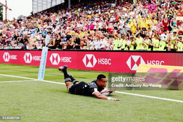 Sione Molia of New Zealand scores a try against France during the 2018 New Zealand Sevens at FMG Stadium on February 3, 2018 in Hamilton, New Zealand.