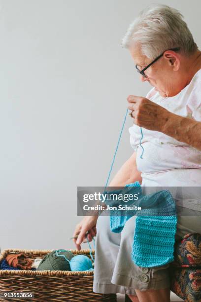 senior woman knitting - west chester, ohio stock pictures, royalty-free photos & images