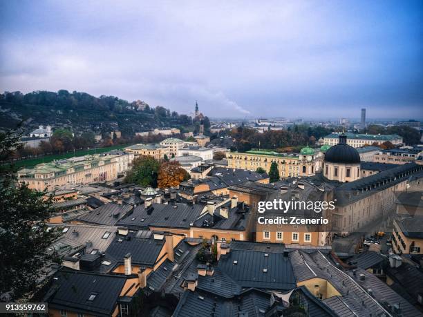 aerial view from the roof of hohensalzburg fortress in the city of salzburg, austria - giardini di mirabell foto e immagini stock