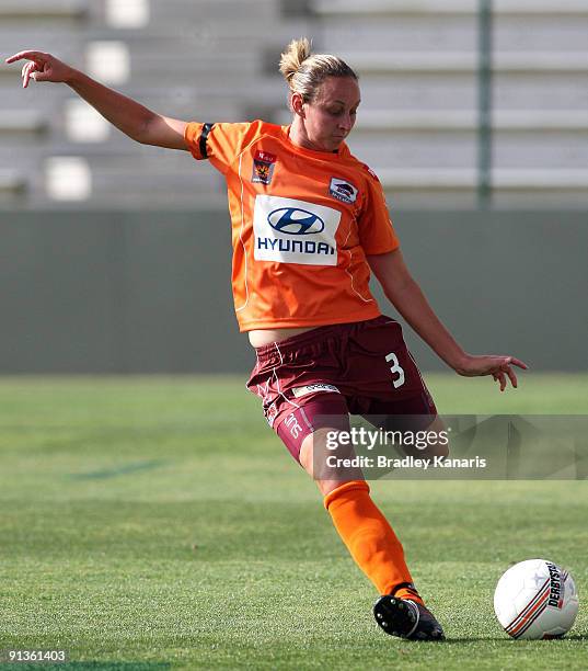 Karla Reuter of the Roar kicks the ball during the round one W-League match between the Brisbane Roar and Canberra United at Ballymore Stadium on...