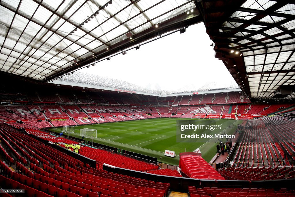 Manchester United v Huddersfield Town - Premier League