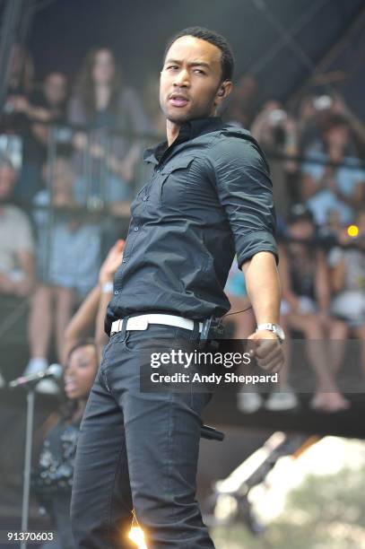 John Legend performs on stage on Day 1 of Austin City Limits Festival 2009 at Zilker Park on October 2, 2009 in Austin, Texas.