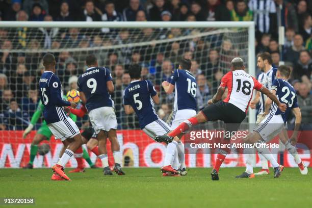 Mario Lemina of Southampton scores their 1st goal during the Premier League match between West Bromwich Albion and Southampton at The Hawthorns on...
