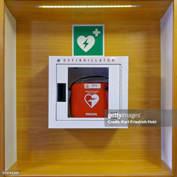 defibrillator - defibrillator bildbanksfoton och bilder