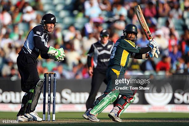 Mohammad Yousuf of Pakistan hits out during the ICC Champions Trophy 2nd Semi Final match between New Zealand and Pakistan played at Wanderers...